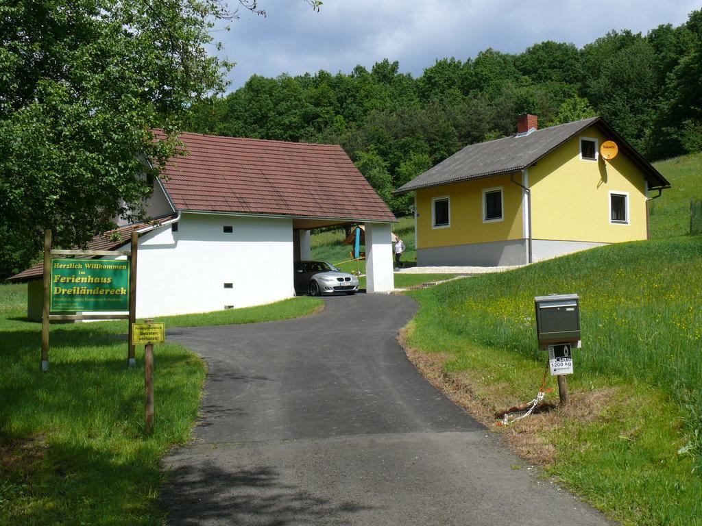 Ferienhaus Dreilaendereck Villa Minihof Liebau Exterior photo